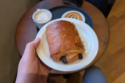 Malaki's Cakes Bread & Pastries photo 1